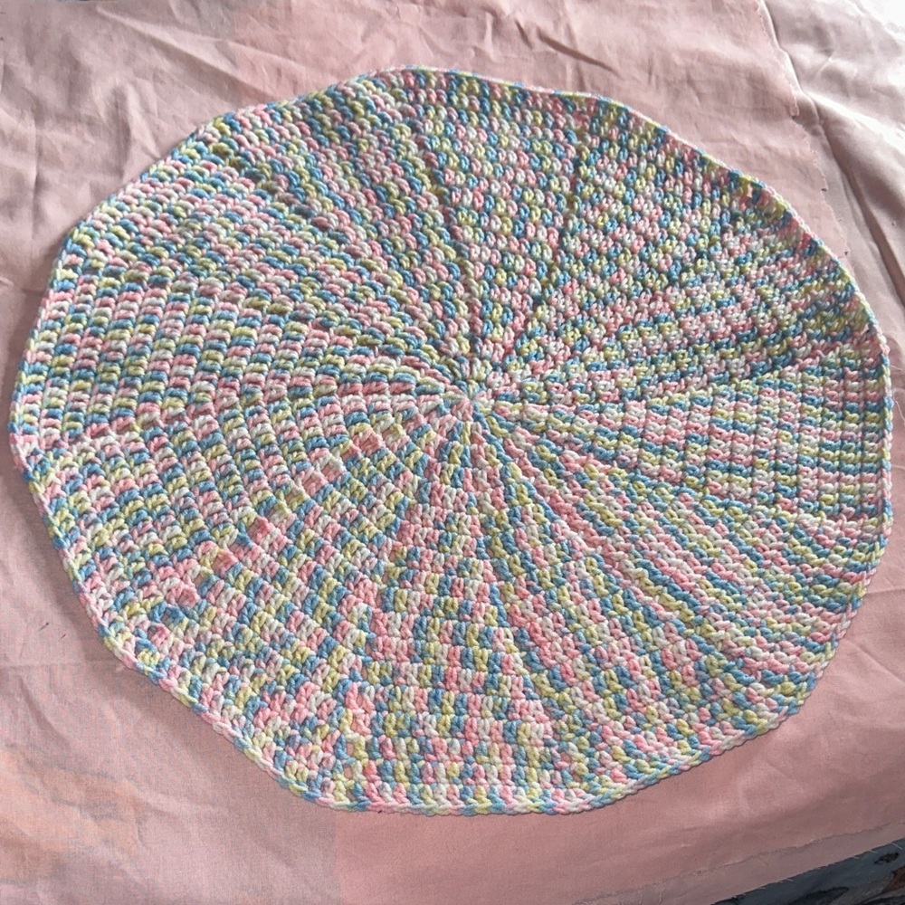 Crochet small baby blanket in pastel colors